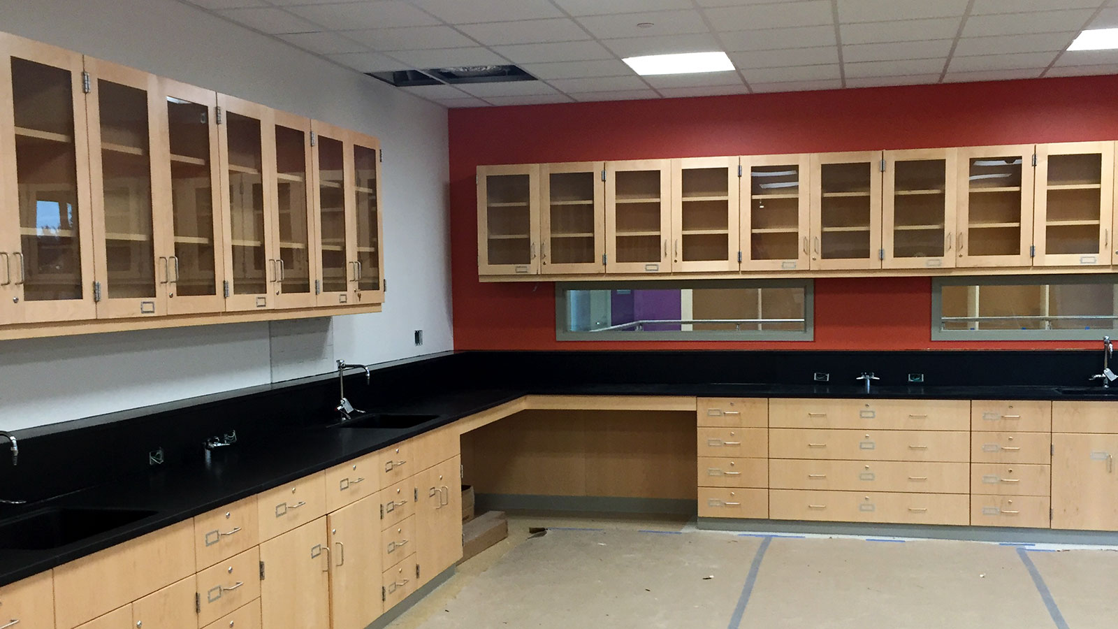 Larson Company - Project Gallery - Science Lab